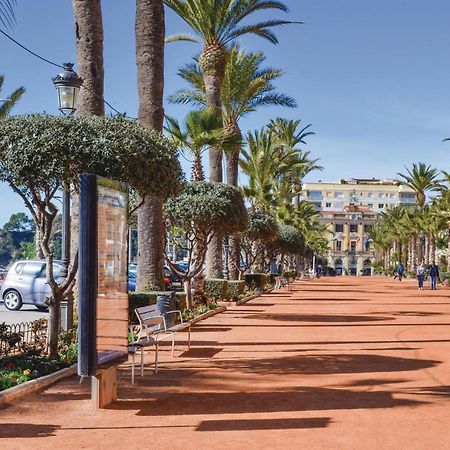 3 Bedroom Beautiful Apartment In Lloret De Mar Ngoại thất bức ảnh