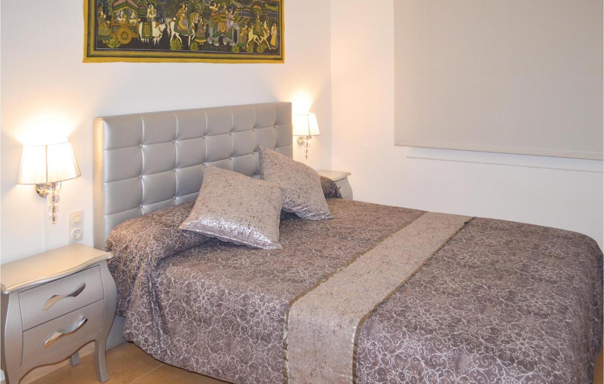 3 Bedroom Beautiful Apartment In Lloret De Mar Ngoại thất bức ảnh